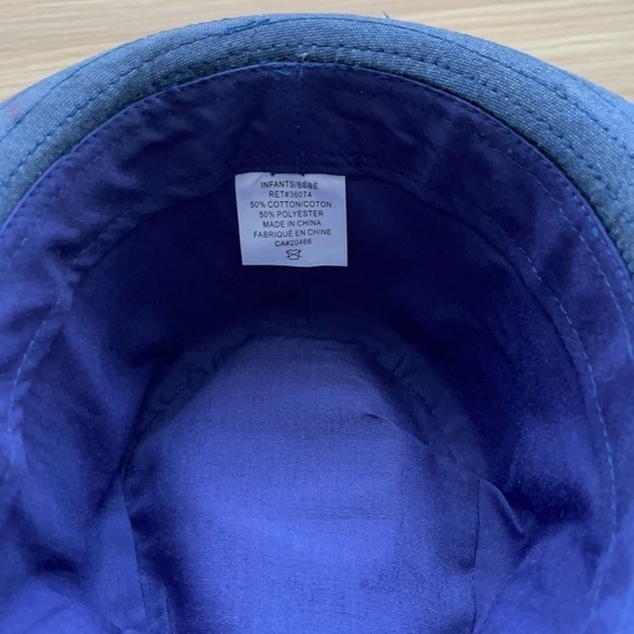 3/$20 ❤️ 𝅺blue Denim Infant Hat with Floral-accent - Picture 4 of 4